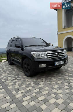 Внедорожник / Кроссовер Toyota Land Cruiser 2010 в Межгорье