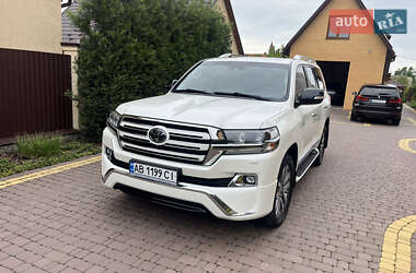 Позашляховик / Кросовер Toyota Land Cruiser 2017 в Вінниці