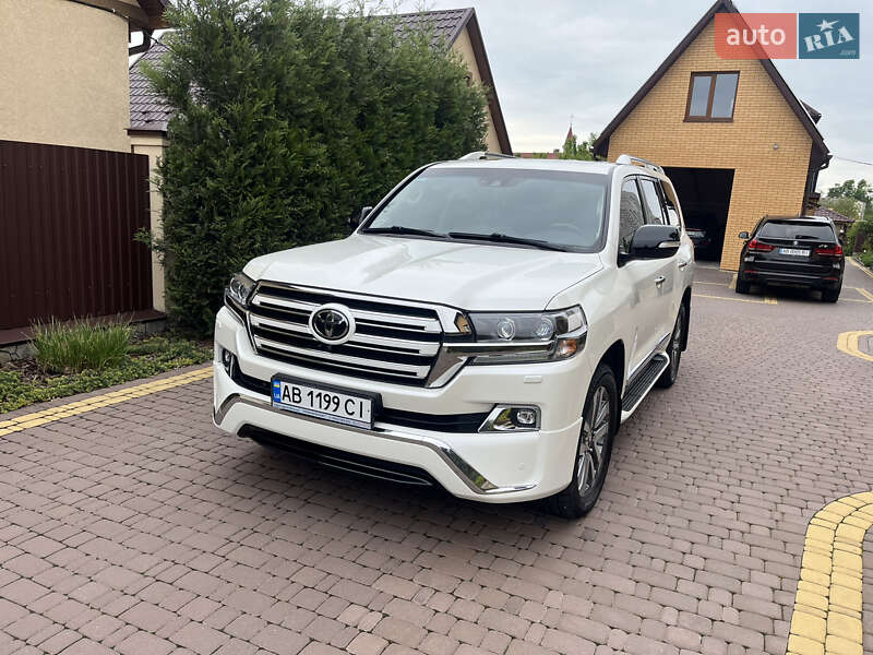 Позашляховик / Кросовер Toyota Land Cruiser 2017 в Вінниці