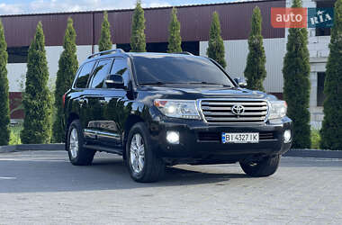 Позашляховик / Кросовер Toyota Land Cruiser 2013 в 