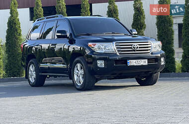 Позашляховик / Кросовер Toyota Land Cruiser 2013 в 