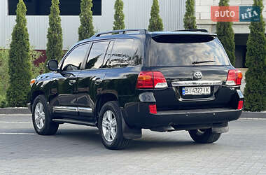 Позашляховик / Кросовер Toyota Land Cruiser 2013 в 