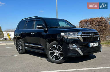 Позашляховик / Кросовер Toyota Land Cruiser 2020 в 