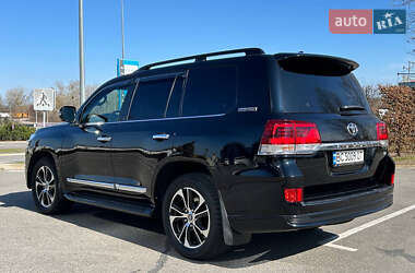 Позашляховик / Кросовер Toyota Land Cruiser 2020 в 