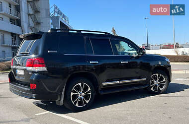 Позашляховик / Кросовер Toyota Land Cruiser 2020 в 