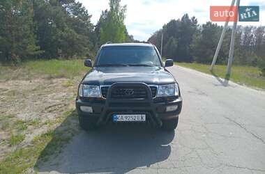 Внедорожник / Кроссовер Toyota Land Cruiser 2001 в Шепетовке