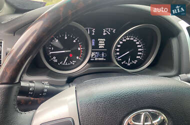 Позашляховик / Кросовер Toyota Land Cruiser 2012 в 