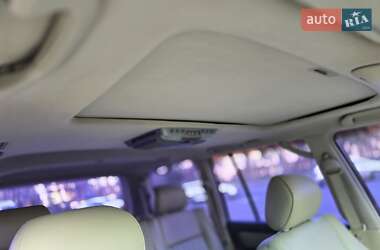 Внедорожник / Кроссовер Toyota Land Cruiser 2006 в 