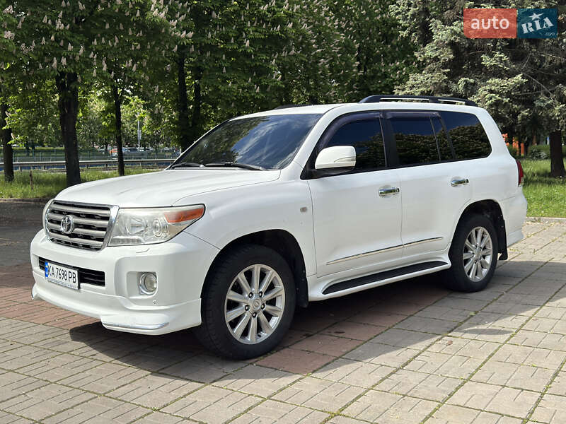 Внедорожник / Кроссовер Toyota Land Cruiser 2011 в Киеве