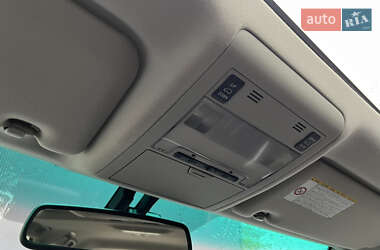 Внедорожник / Кроссовер Toyota Land Cruiser 2011 в 