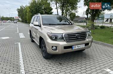 Внедорожник / Кроссовер Toyota Land Cruiser 2011 в 