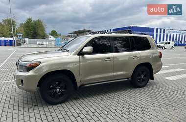 Внедорожник / Кроссовер Toyota Land Cruiser 2011 в 