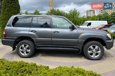 Внедорожник / Кроссовер Toyota Land Cruiser 2006 в 