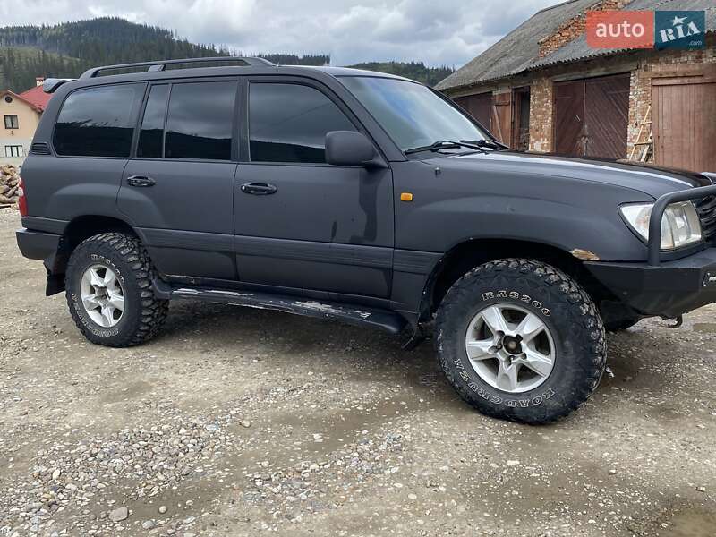 Toyota Land Cruiser 2003
