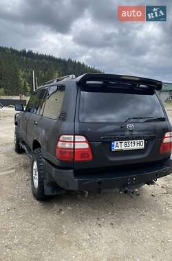 Внедорожник / Кроссовер Toyota Land Cruiser 2003 в 