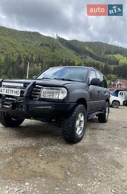 Внедорожник / Кроссовер Toyota Land Cruiser 2003 в 