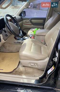 Внедорожник / Кроссовер Toyota Land Cruiser 2003 в 