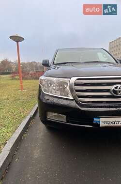 Позашляховик / Кросовер Toyota Land Cruiser 2008 в 