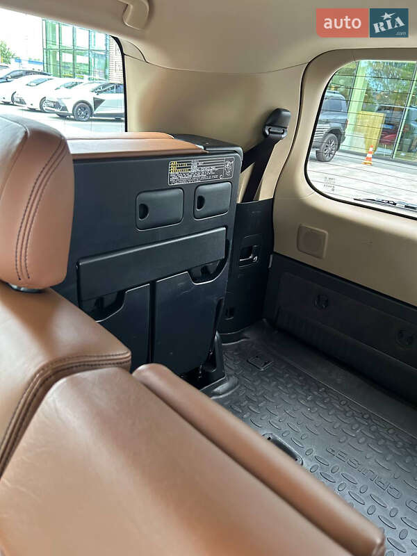 Внедорожник / Кроссовер Toyota Land Cruiser 2014 в Днепре