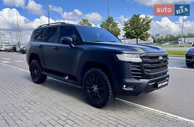 Внедорожник / Кроссовер Toyota Land Cruiser 2022 в 