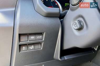 Внедорожник / Кроссовер Toyota Land Cruiser 2022 в 