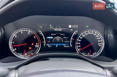 Внедорожник / Кроссовер Toyota Land Cruiser 2022 в 