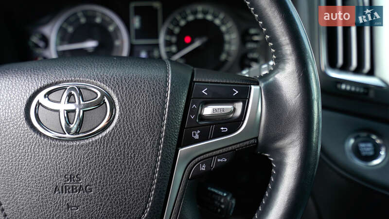 Внедорожник / Кроссовер Toyota Land Cruiser 2016 в Львове