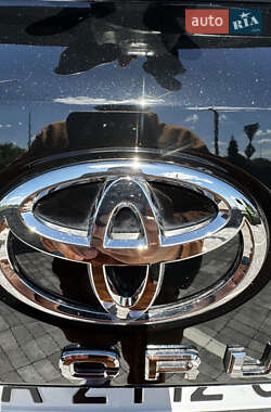 Внедорожник / Кроссовер Toyota Land Cruiser 2023 в 