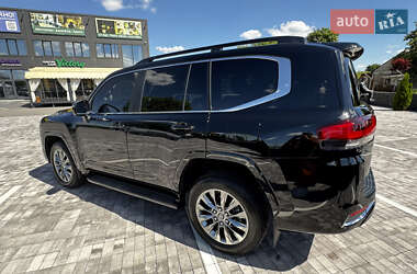 Внедорожник / Кроссовер Toyota Land Cruiser 2023 в 