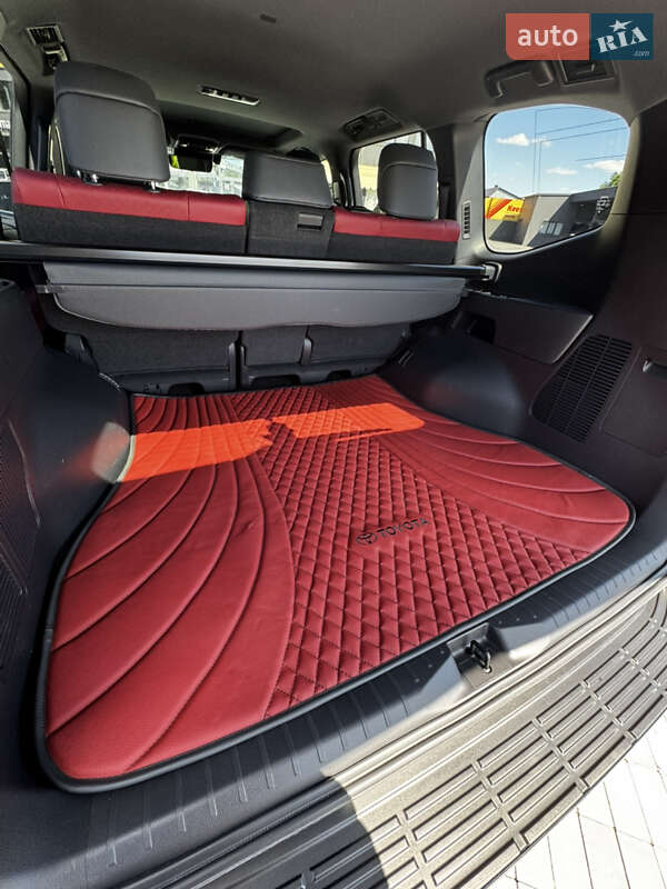 Внедорожник / Кроссовер Toyota Land Cruiser 2023 в Киеве