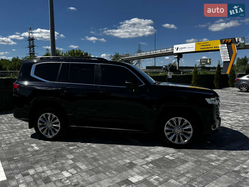 Внедорожник / Кроссовер Toyota Land Cruiser 2023 в Киеве