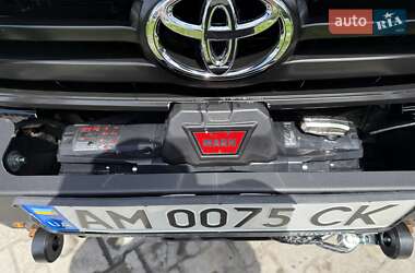Позашляховик / Кросовер Toyota Land Cruiser 2006 в 