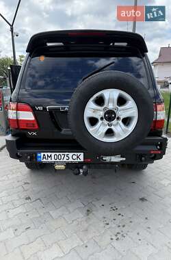 Позашляховик / Кросовер Toyota Land Cruiser 2006 в 