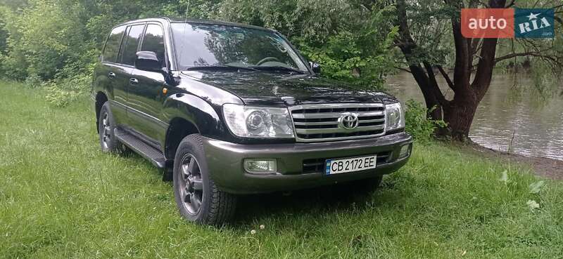 Позашляховик / Кросовер Toyota Land Cruiser 2006 в Новгород-Сіверському