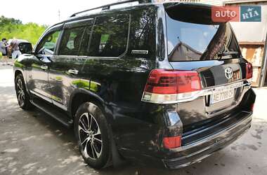 Внедорожник / Кроссовер Toyota Land Cruiser 2020 в 