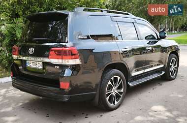 Внедорожник / Кроссовер Toyota Land Cruiser 2020 в 