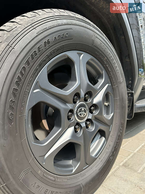 Внедорожник / Кроссовер Toyota Land Cruiser 2022 в Черкассах