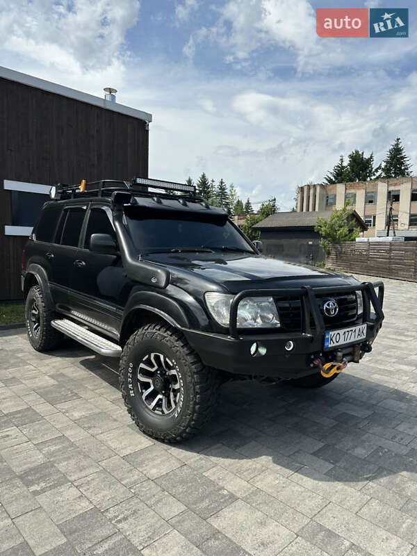 Toyota Land Cruiser 2001 Toyota Land Cruiser 2001