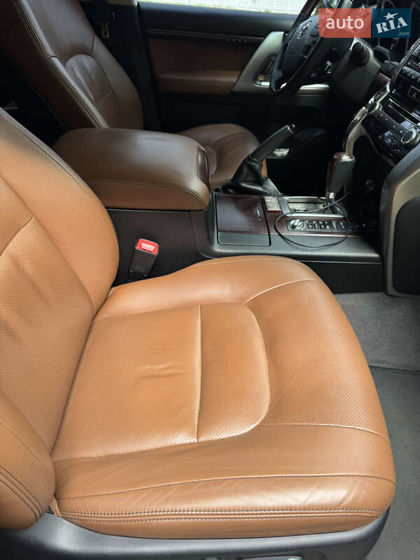 Внедорожник / Кроссовер Toyota Land Cruiser 2015 в Киеве