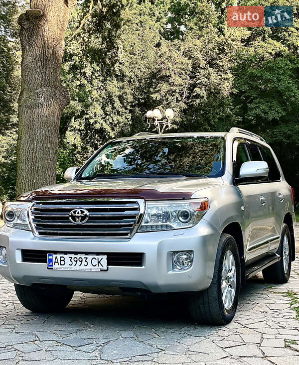Позашляховик / Кросовер Toyota Land Cruiser 2011 в Вінниці