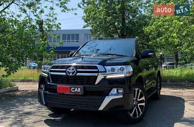 Позашляховик / Кросовер Toyota Land Cruiser 2017 в Києві