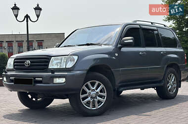 Позашляховик / Кросовер Toyota Land Cruiser 2004 в Дніпрі