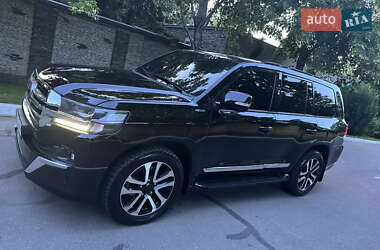Внедорожник / Кроссовер Toyota Land Cruiser 2008 в 