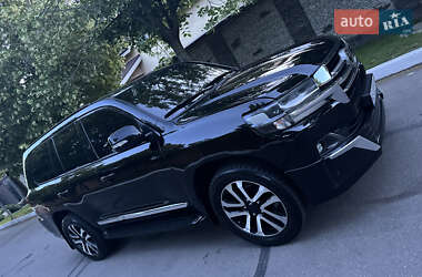 Внедорожник / Кроссовер Toyota Land Cruiser 2008 в 