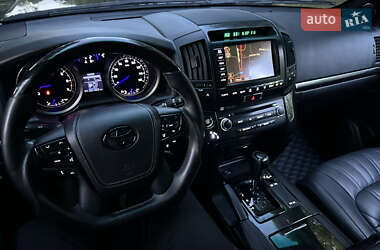 Внедорожник / Кроссовер Toyota Land Cruiser 2008 в 