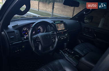 Внедорожник / Кроссовер Toyota Land Cruiser 2008 в 
