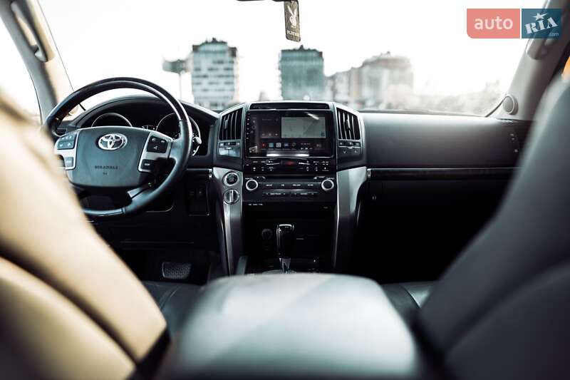 Внедорожник / Кроссовер Toyota Land Cruiser 2008 в Ужгороде