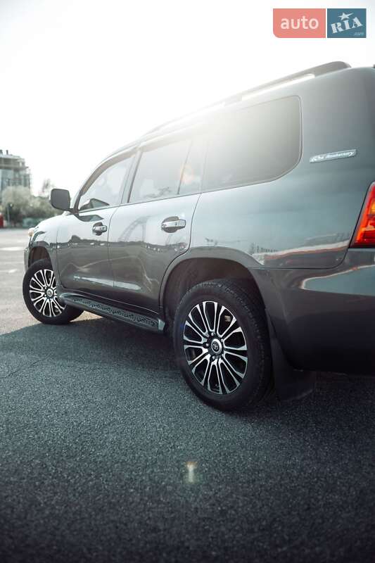 Внедорожник / Кроссовер Toyota Land Cruiser 2008 в Ужгороде