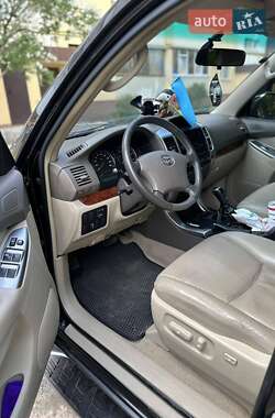 Внедорожник / Кроссовер Toyota Land Cruiser 2007 в 