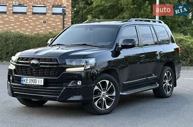Позашляховик / Кросовер Toyota Land Cruiser 2019 в Дніпрі